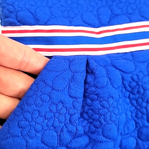 *NWT* Janie and Jack Royal blue floral pattern Romper w/Pink, red & blue band - Picture 4 of 5